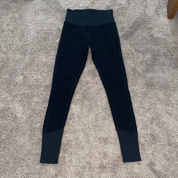 ALO Yoga Pants - Alo Leggings